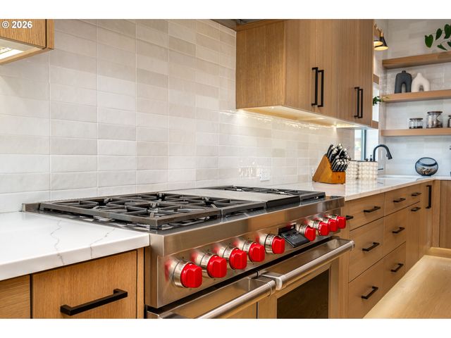 480 W U St, Washougal, WA 98671