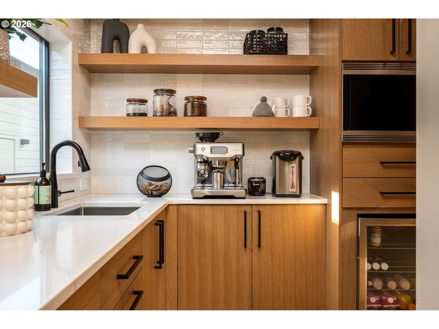 480 W U St, Washougal, WA 98671