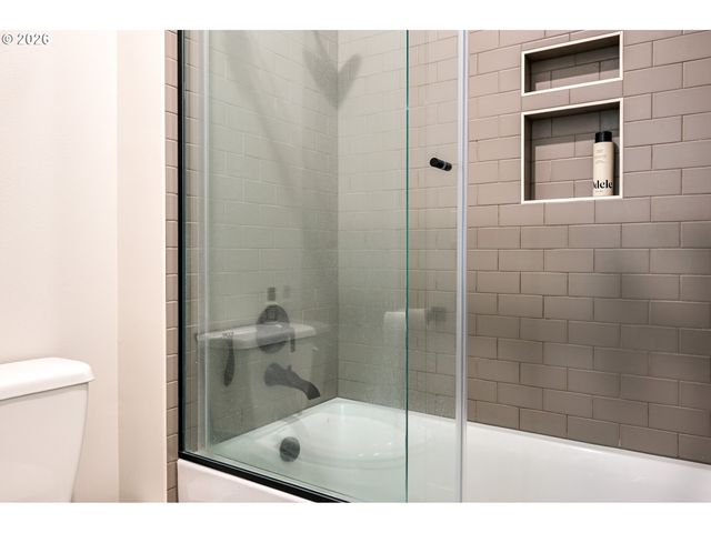 480 W U St, Washougal, WA 98671