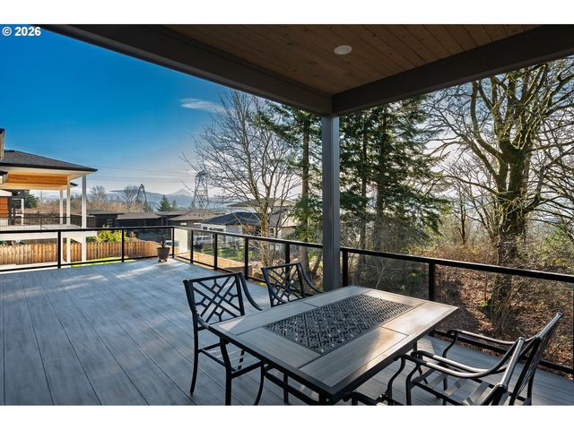 480 W U St, Washougal, WA 98671