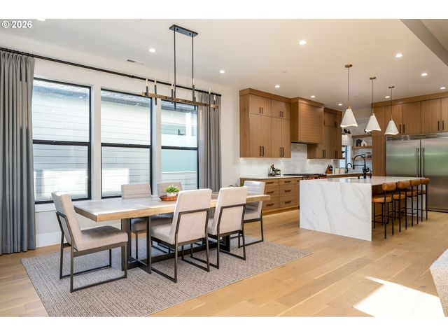 480 W U St, Washougal, WA 98671