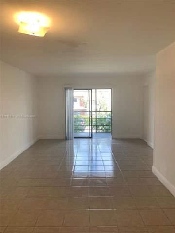 20815 NE 8th Ct 202-20, Miami, FL 33179