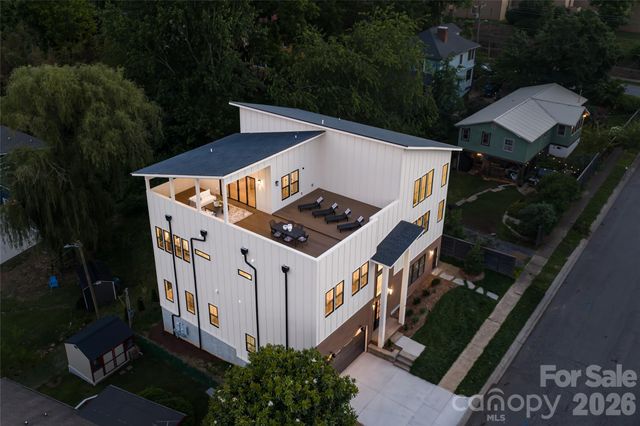 6 Dailey Drive, Asheville, NC 28801