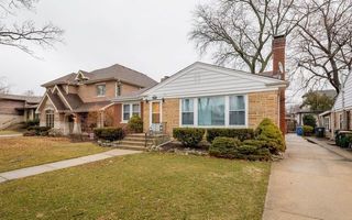 1705 S Crescent Avenue, Park Ridge, IL 60068