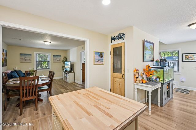 1265 WHISPERING PINES Road, St. Johns, FL 32259