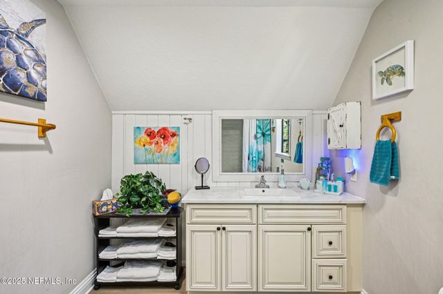 1265 WHISPERING PINES Road, St. Johns, FL 32259