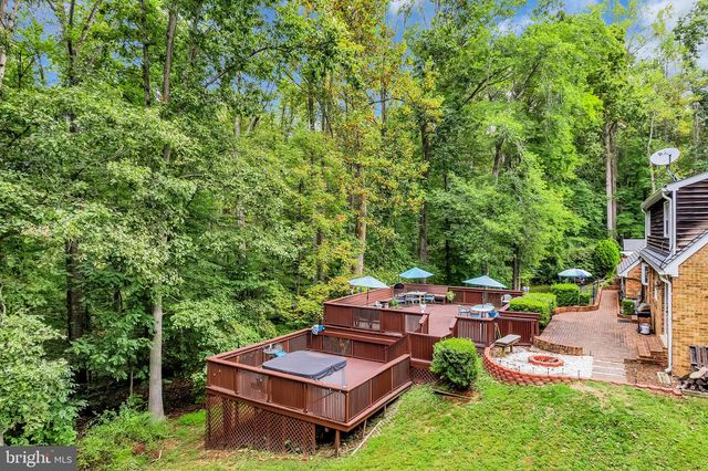 12215 HENDERSON RD, Clifton, VA 20124