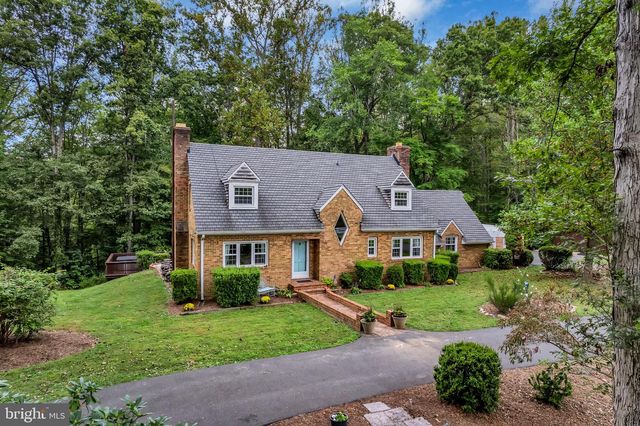 12215 HENDERSON RD, Clifton, VA 20124