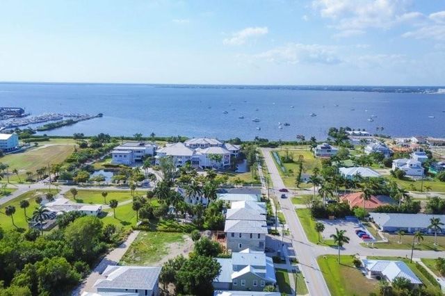 461 W MARION AVENUE, Punta Gorda, FL 33950