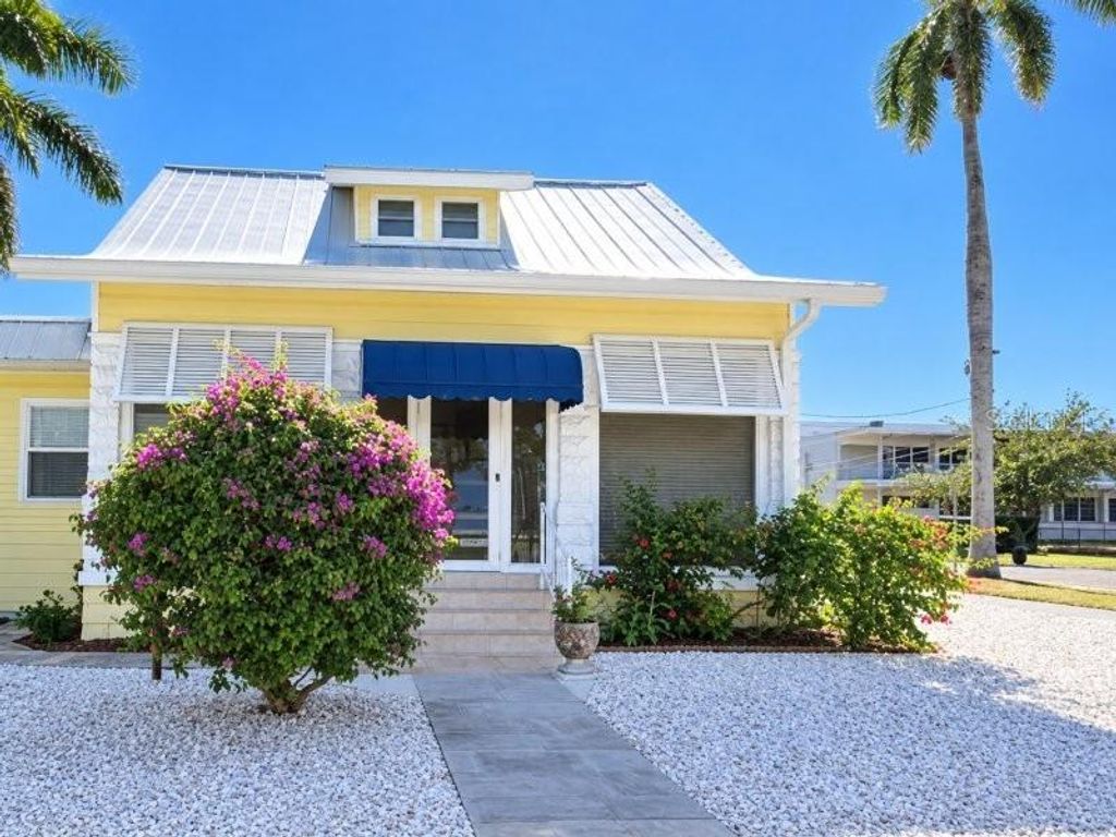 461 W MARION AVENUE, Punta Gorda, FL 33950