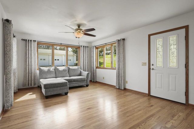 135 West Street, Dane, WI 53529