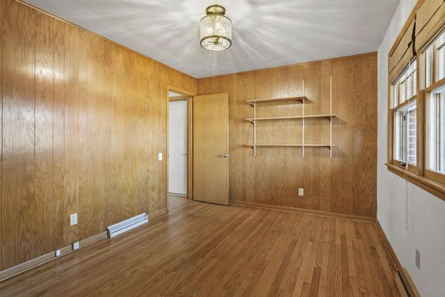 135 West Street, Dane, WI 53529