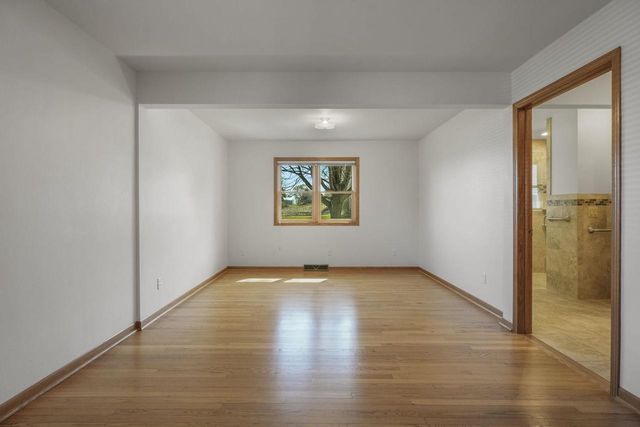 135 West Street, Dane, WI 53529