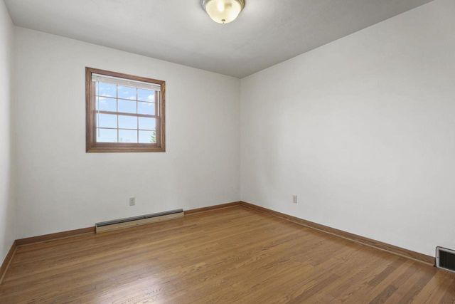 135 West Street, Dane, WI 53529