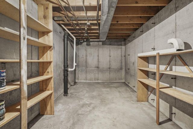 135 West Street, Dane, WI 53529