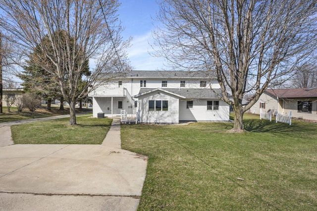 135 West Street, Dane, WI 53529