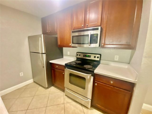 5475 VINELAND ROAD 8104, Orlando, FL 32811