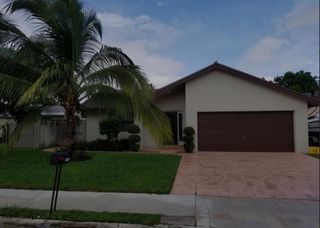 22761 SW 64th Way, Boca Raton, FL 33428