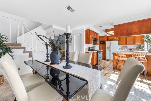 5321 Victoria, Westminster, CA 92683