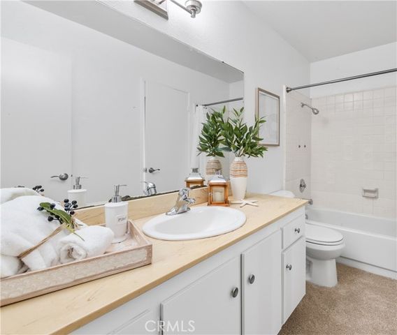 5321 Victoria, Westminster, CA 92683