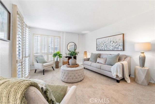 5321 Victoria, Westminster, CA 92683