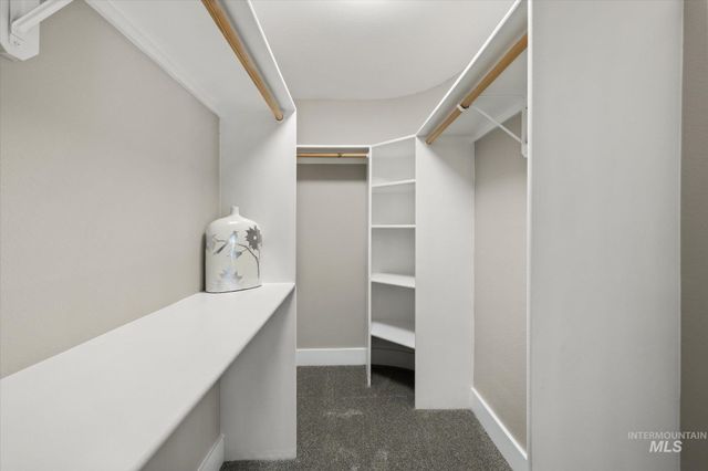 2250 N Amethyst, Meridian, ID 83646