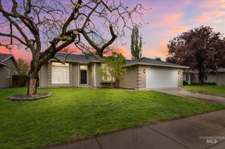 2250 N Amethyst, Meridian, ID 83646