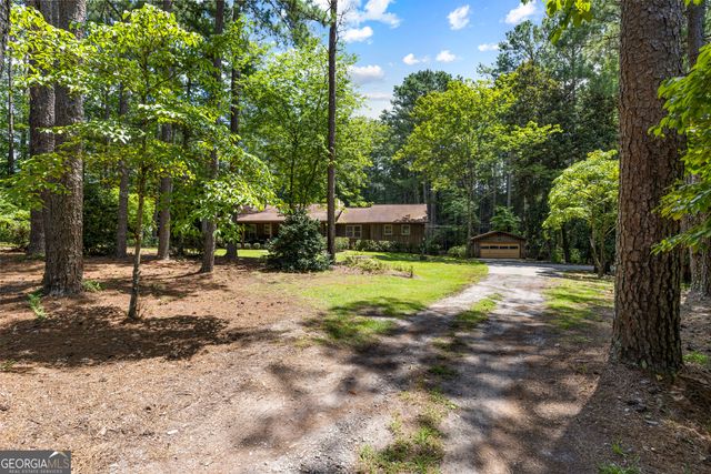 295 Farr Road, Tyrone, GA 30290