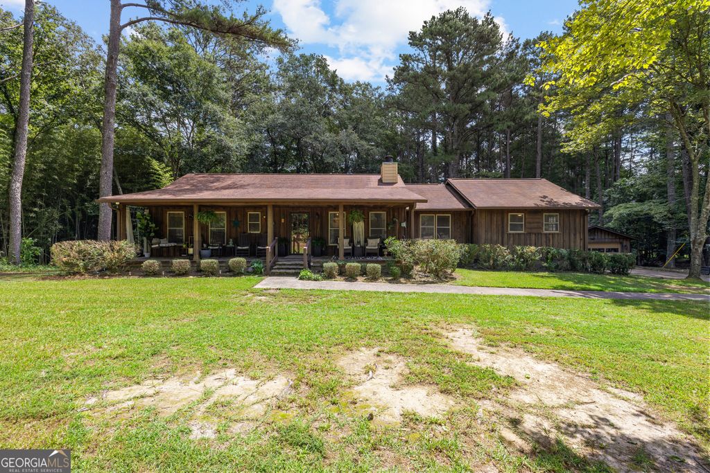 295 Farr Road, Tyrone, GA 30290