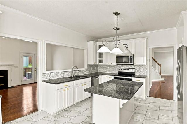 4106 Clovelly Drive, Greensboro, NC 27406