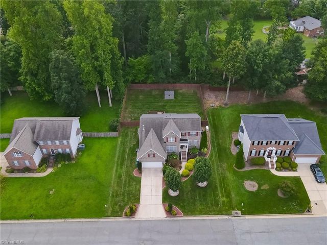 4106 Clovelly Drive, Greensboro, NC 27406