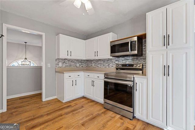 402 Eileen Circle, Canton, GA 30114