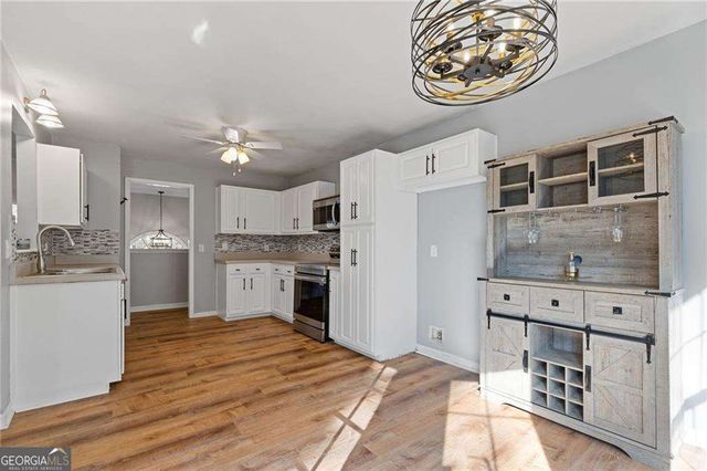 402 Eileen Circle, Canton, GA 30114