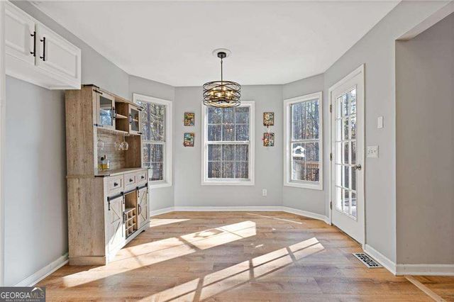 402 Eileen Circle, Canton, GA 30114