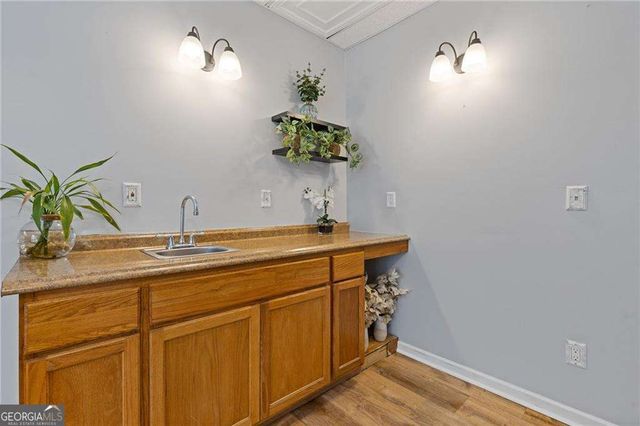 402 Eileen Circle, Canton, GA 30114