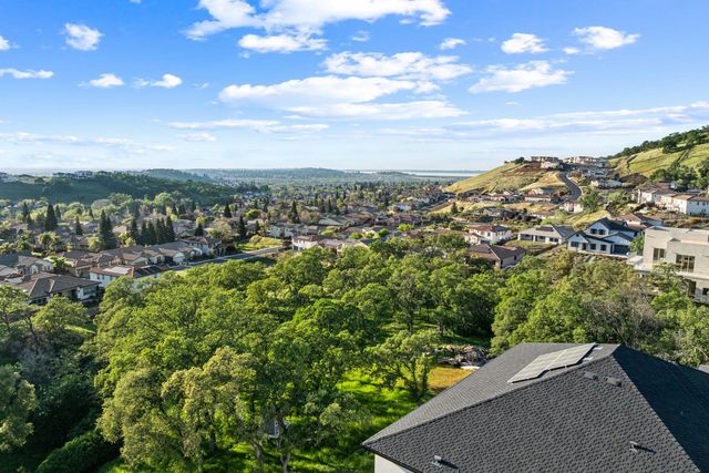 1050 Via Treviso, El Dorado Hills, CA 95762