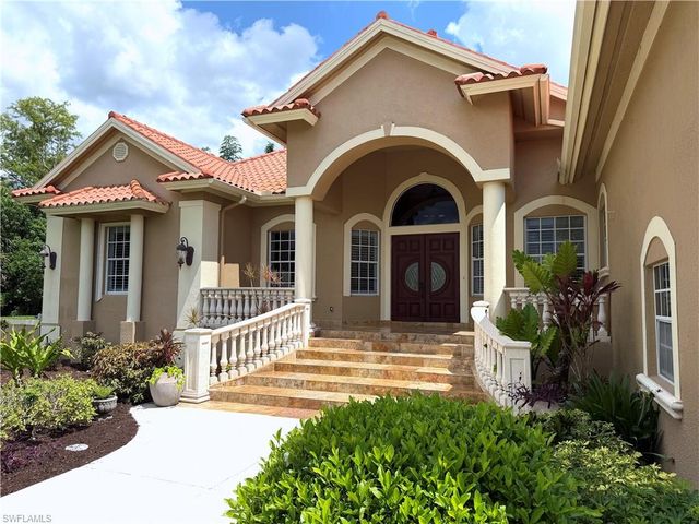 491 16th AVE NW, Naples, FL 34120