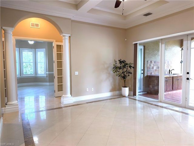 491 16th AVE NW, Naples, FL 34120