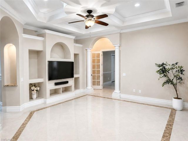 491 16th AVE NW, Naples, FL 34120