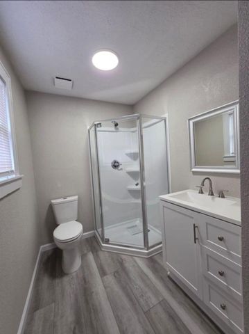 222 E Pearce Street A, Baytown, TX 77520