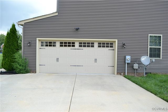 4331 Ganymede Dr, Chester, VA 23831