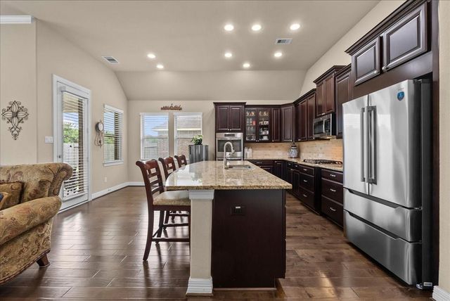 2105 Nogalas Lane, League City, TX 77573