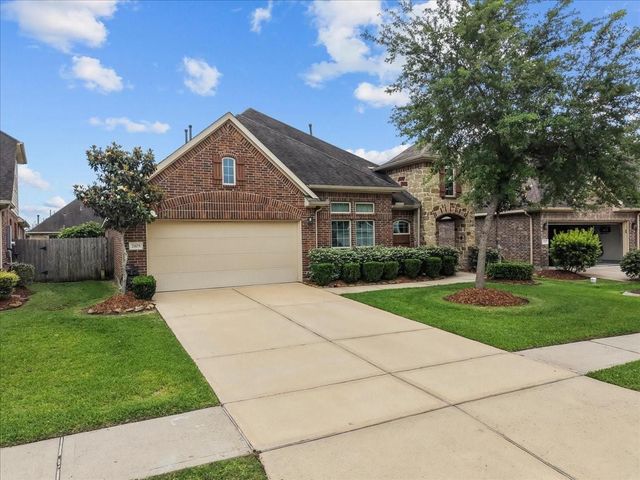 2105 Nogalas Lane, League City, TX 77573
