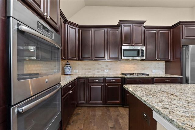 2105 Nogalas Lane, League City, TX 77573