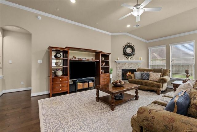 2105 Nogalas Lane, League City, TX 77573