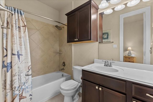 2105 Nogalas Lane, League City, TX 77573