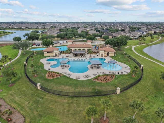 2105 Nogalas Lane, League City, TX 77573