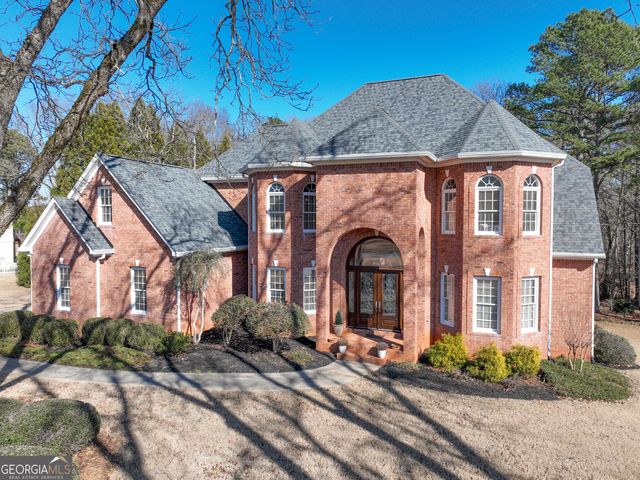 21 Lake Park Court, Sharpsburg, GA 30277