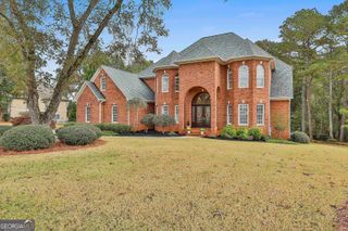 21 Lake Park Court, Sharpsburg, GA 30277