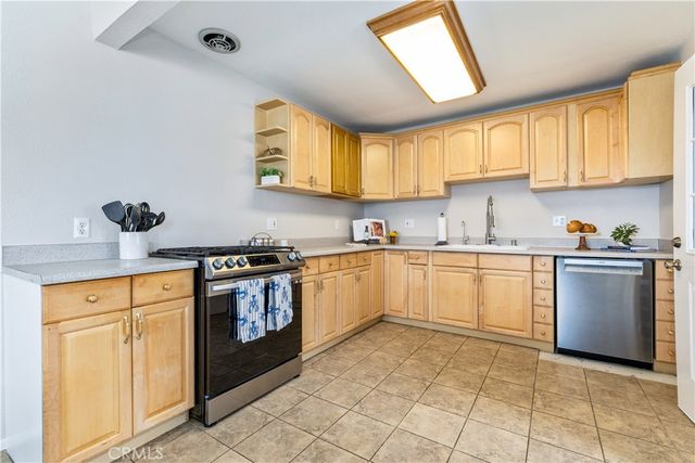 450 South 10th Street, Grover Beach, CA 93433